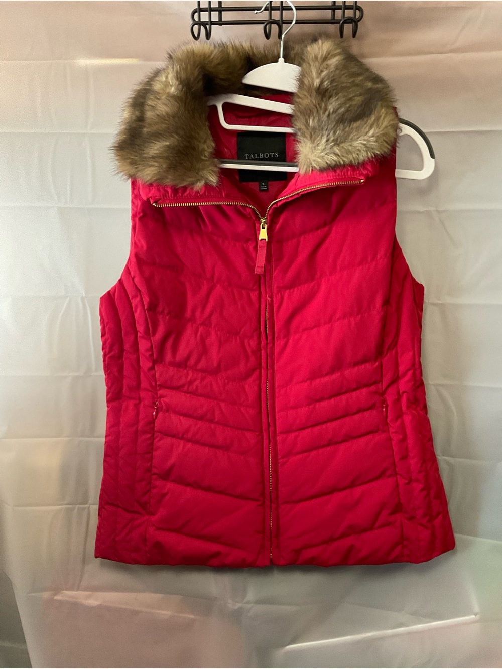 Talbots Red Quilted Puffer Vest with Faux Fur Collar